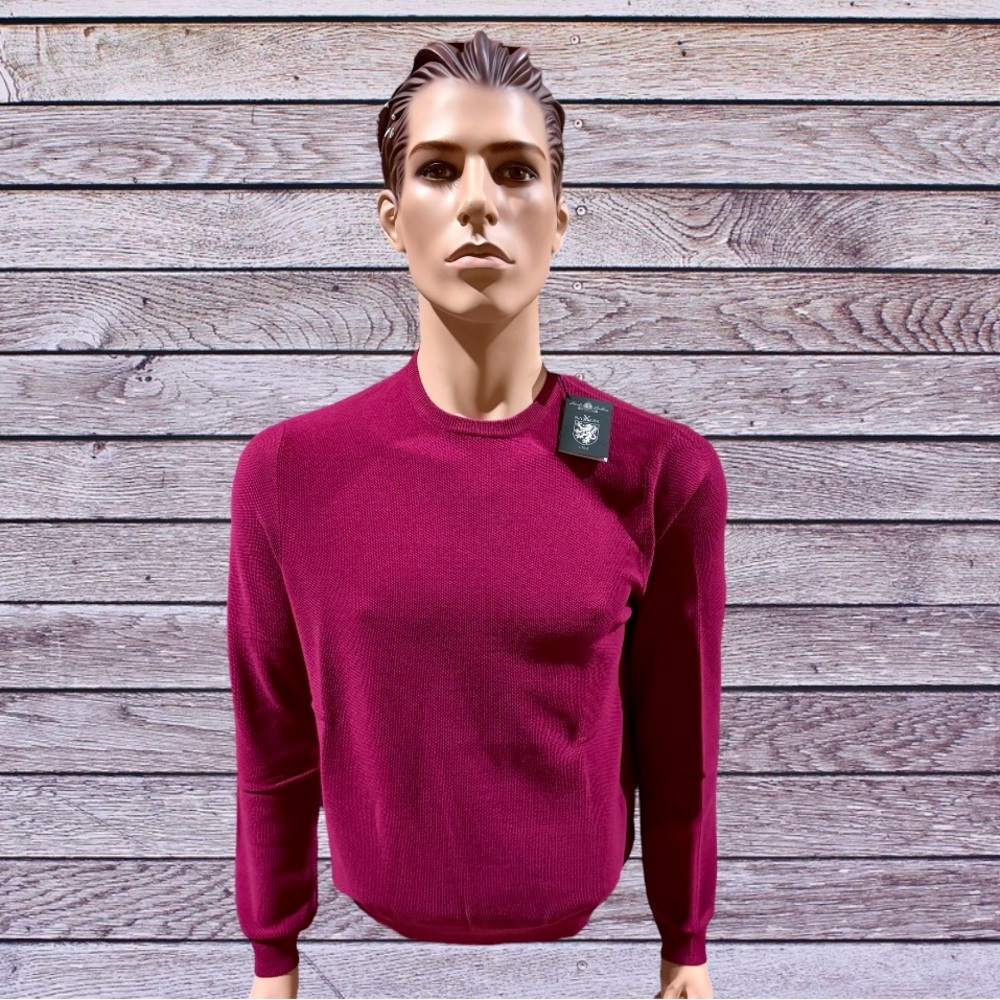 NWT, Brooks brother Men’s wool crewneck sweater, color magenta, size M.